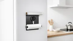 Dieser Magnet-Schirmständer schafft schwebende Ordnung in Küche, Waschküche und Büro